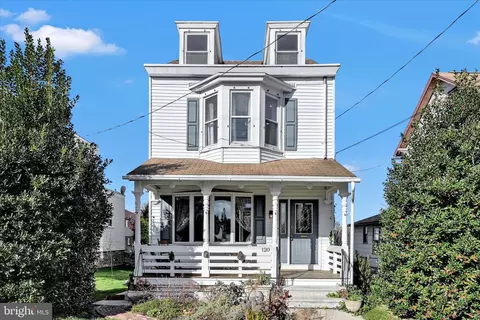Exterior - 120 S Miller St, Reading, PA 19607 photo 1 of 10