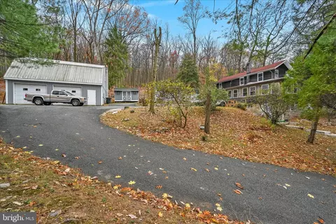 2460 Grandview Ave, Reading, PA 19606