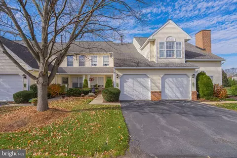 117 Hickory Ln, Reading, PA 19610