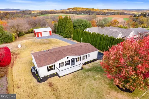 2337 Brownsville Rd, Robesonia, PA 19551
