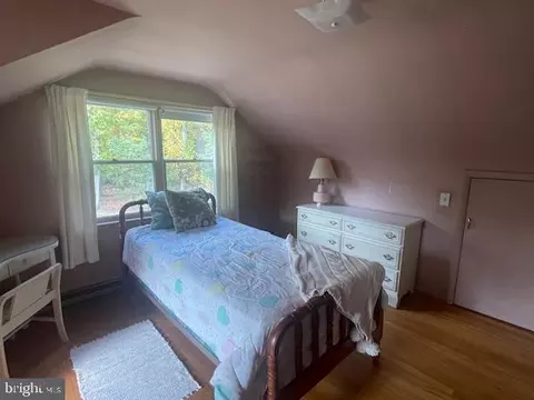 Bedroom - 91 Dogwood Ln, Reading, PA 19607 photo 11 of 12