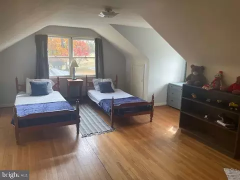 Bedroom - 91 Dogwood Ln, Reading, PA 19607 photo 4 of 12