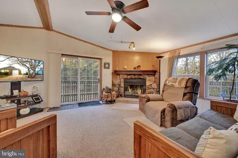 1104 Bedford Ave, Reading, PA 19607 photo 11