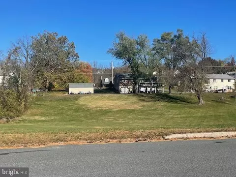 240 Rugby Rd, Birdsboro, PA 19508