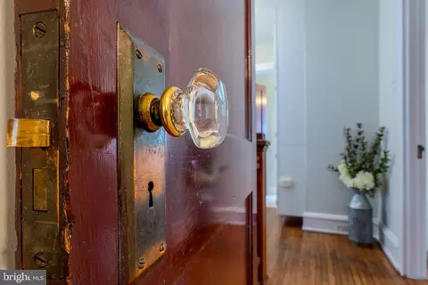Entry Way - 13 E Summit St, Mohnton, PA 19540 photo 1 of 1