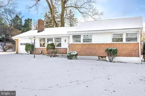 Exterior - 163 Thomas Pl, Reading, PA 19608 photo 3 of 6