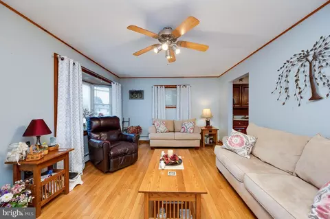 513 Frontier Ave, Reading, PA 19601 photo 11