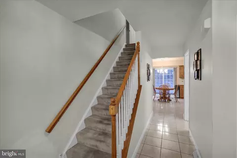 Entry Way - 1189 Cedar Top Rd, Reading, PA 19607 photo 1 of 5