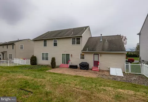908 Kate Dr, Reading, PA 19608 photo 7