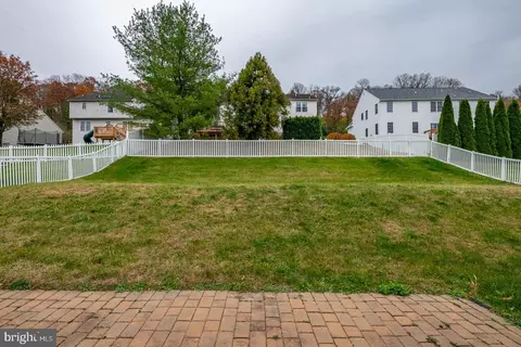 908 Kate Dr, Reading, PA 19608 photo 9