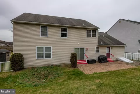 908 Kate Dr, Reading, PA 19608 photo 8