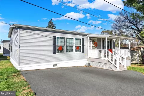 38 Keystone Rd, Reading, PA 19606 photo 3