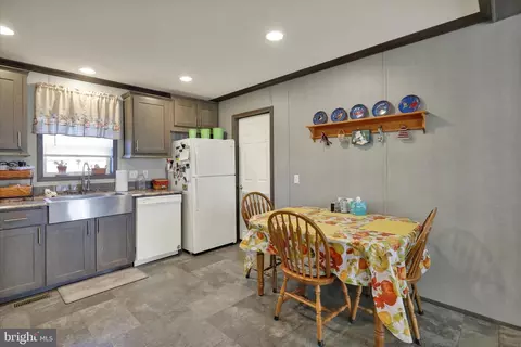 38 Keystone Rd, Reading, PA 19606 photo 11