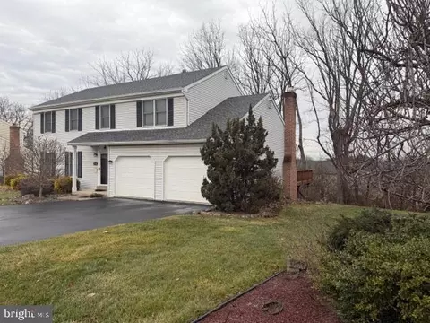 Exterior - 3101 Daniel Dr, Reading, PA 19608 photo 3 of 6