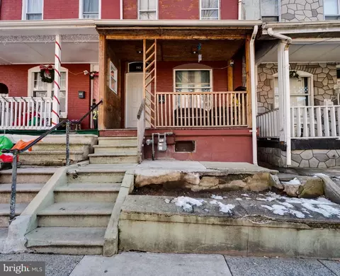 243 Pear St, Reading, PA 19601