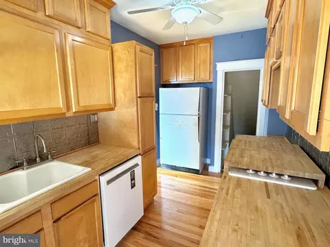 Kitchen - 331 Sunset Rd, Reading, PA 19611 photo 3 of 3