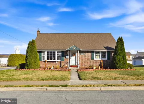 643 W 3rd St, Birdsboro, PA 19508