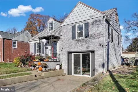 Exterior - 617 Meade Tc, Reading, PA 19607 photo 6 of 7
