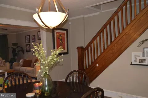 Entry Way - 137 Elm St, Reading, PA 19607 photo 4 of 5