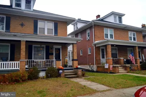 Exterior - 137 Elm St, Reading, PA 19607 photo 2 of 9