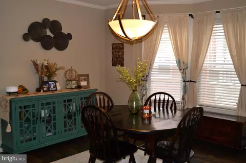 Dining - 137 Elm St, Reading, PA 19607 photo 1 of 2