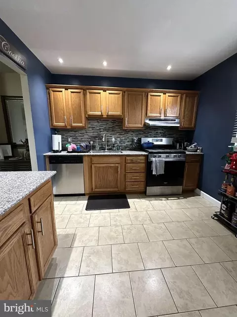 Kitchen - 1280 Fox Run, Reading, PA 19606 photo 1 of 2