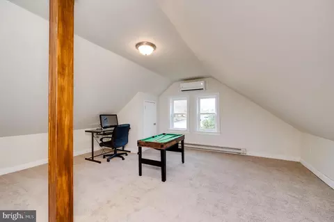 Entry Way - 2109 Cullum Dr, Reading, PA 19601 photo 4 of 5