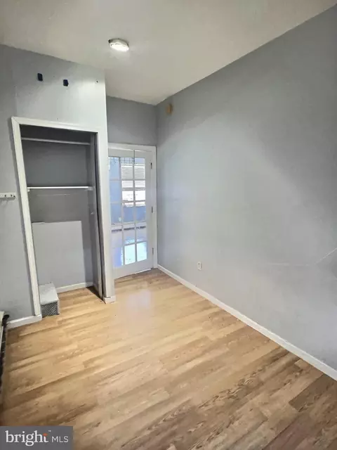 732 N 9th St, Reading, PA 19604 photo 4