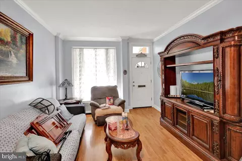Living - 537 Weiser St, Reading, PA 19601 photo 1 of 1