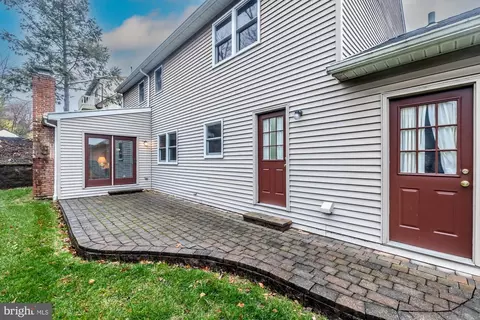 30 Estates Dr, Reading, PA 19606 photo 5