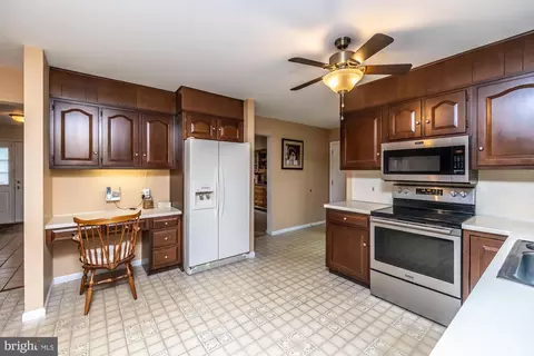 30 Estates Dr, Reading, PA 19606 photo 18