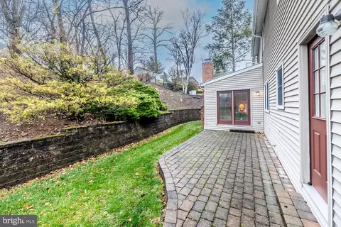 30 Estates Dr, Reading, PA 19606 photo 6
