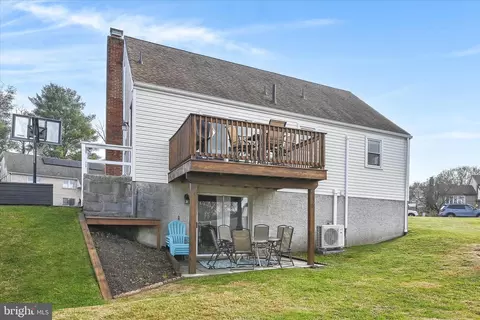 Exterior - 715 Tamarack Trl, Reading, PA 19607 photo 7 of 7