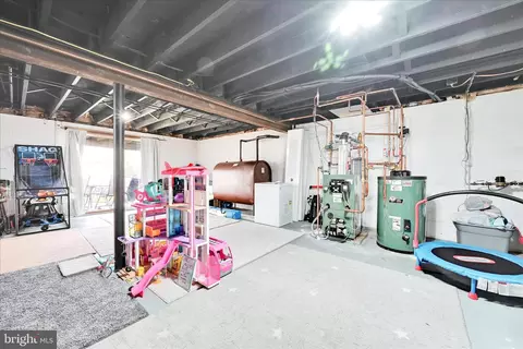 Other - 715 Tamarack Trl, Reading, PA 19607 photo 5 of 10