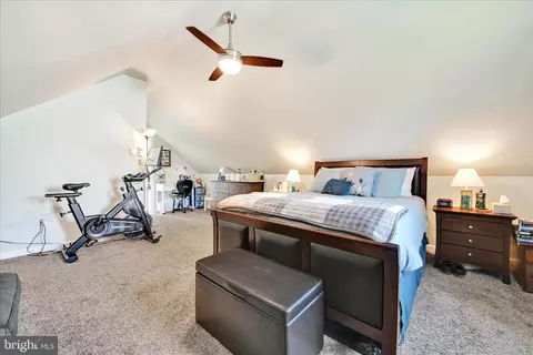 Bedroom - 715 Tamarack Trl, Reading, PA 19607 photo 6 of 6