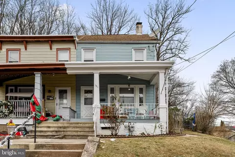 131 E Wyomissing Ave, Mohnton, PA 19540