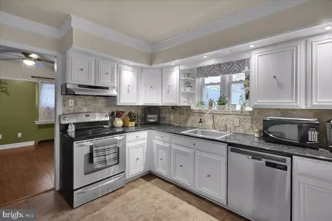 Kitchen - 209 Endlich Ave, Reading, PA 19606 photo 1 of 2
