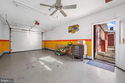 Entry Way - 3 Reading Ave, Reading, PA 19607 photo 7 of 7