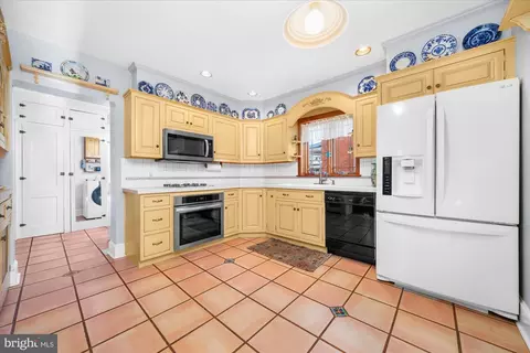 Kitchen - 3 Reading Ave, Reading, PA 19607 photo 1 of 1