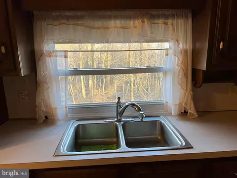 Kitchen - 80 Beckers Grv, Oley, PA 19547 photo 3 of 6