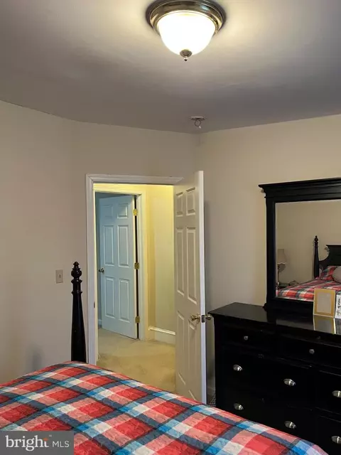 Bedroom - 833 N Front St, Reading, PA 19601 photo 6 of 6