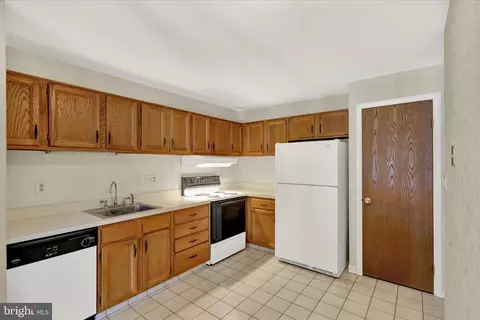 Kitchen - 1 C Olympic Dr, Reading, PA 19607 photo 1 of 2