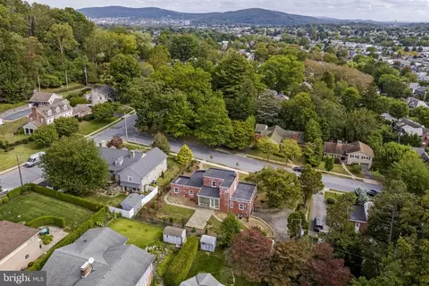 View/Area - 429 Devon Ter, Reading, PA 19607 photo 6 of 7
