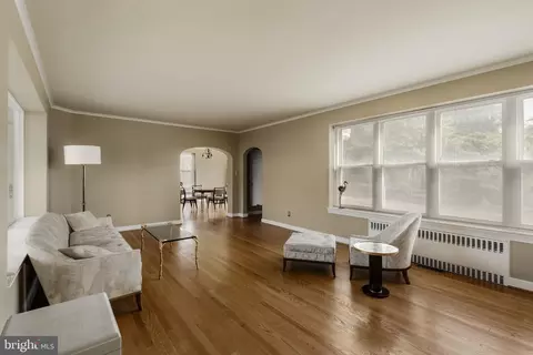 Living - 429 Devon Ter, Reading, PA 19607 photo 3 of 3