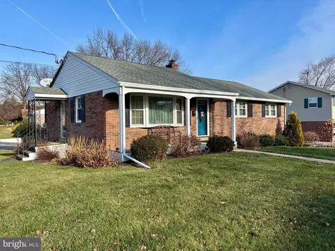 303 E 5th St, Boyertown, PA 19512