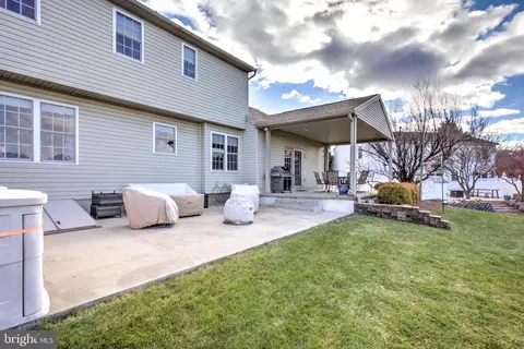 404 Unami Dr, Reading, PA 19608 photo 4