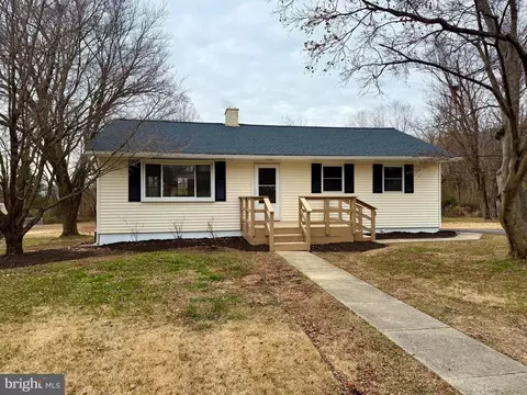 101 Wood Ln, Reading, PA 19606