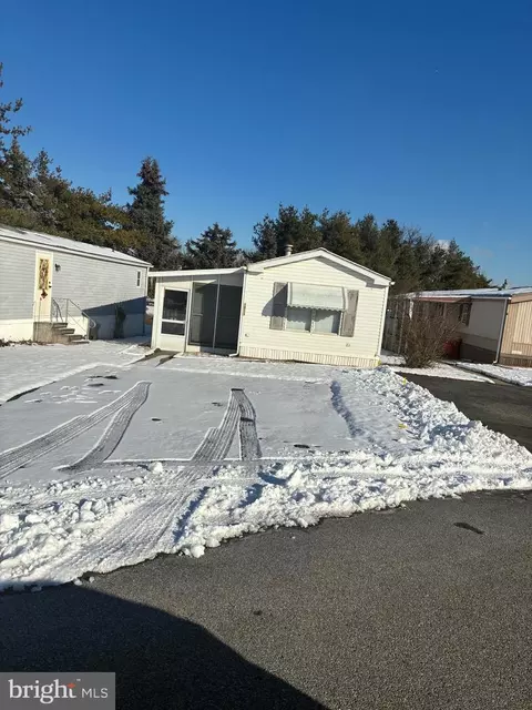 1011 Yarrow Ave, Reading, PA 19605