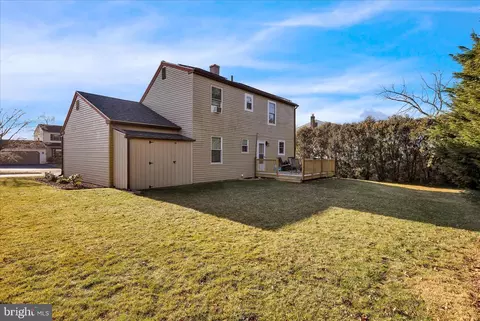 Exterior - 4237 Danor Dr, Reading, PA 19605 photo 7 of 7