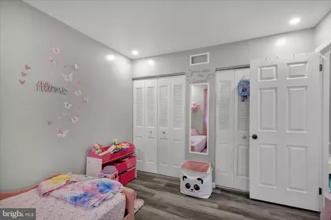 Bedroom - 4237 Danor Dr, Reading, PA 19605 photo 3 of 5